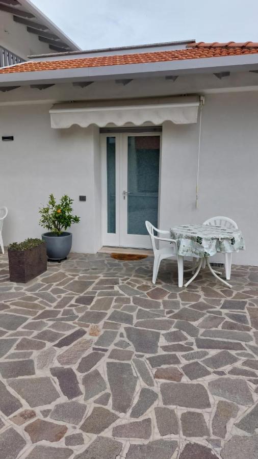 Apartamento Sam&Sun Torbole Sul Garda Exterior foto