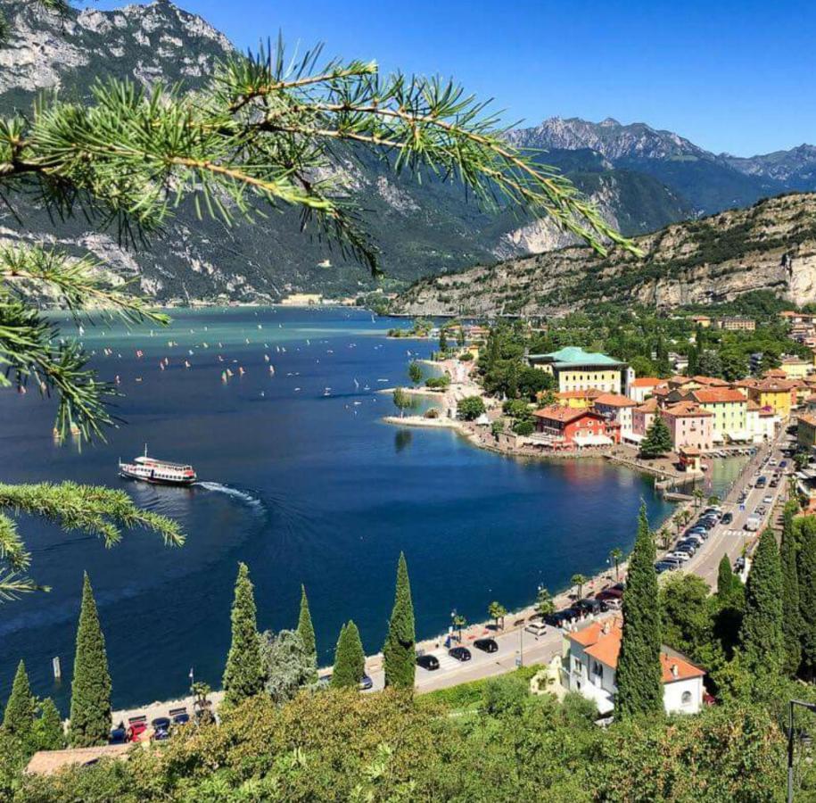 Apartamento Sam&Sun Torbole Sul Garda Exterior foto